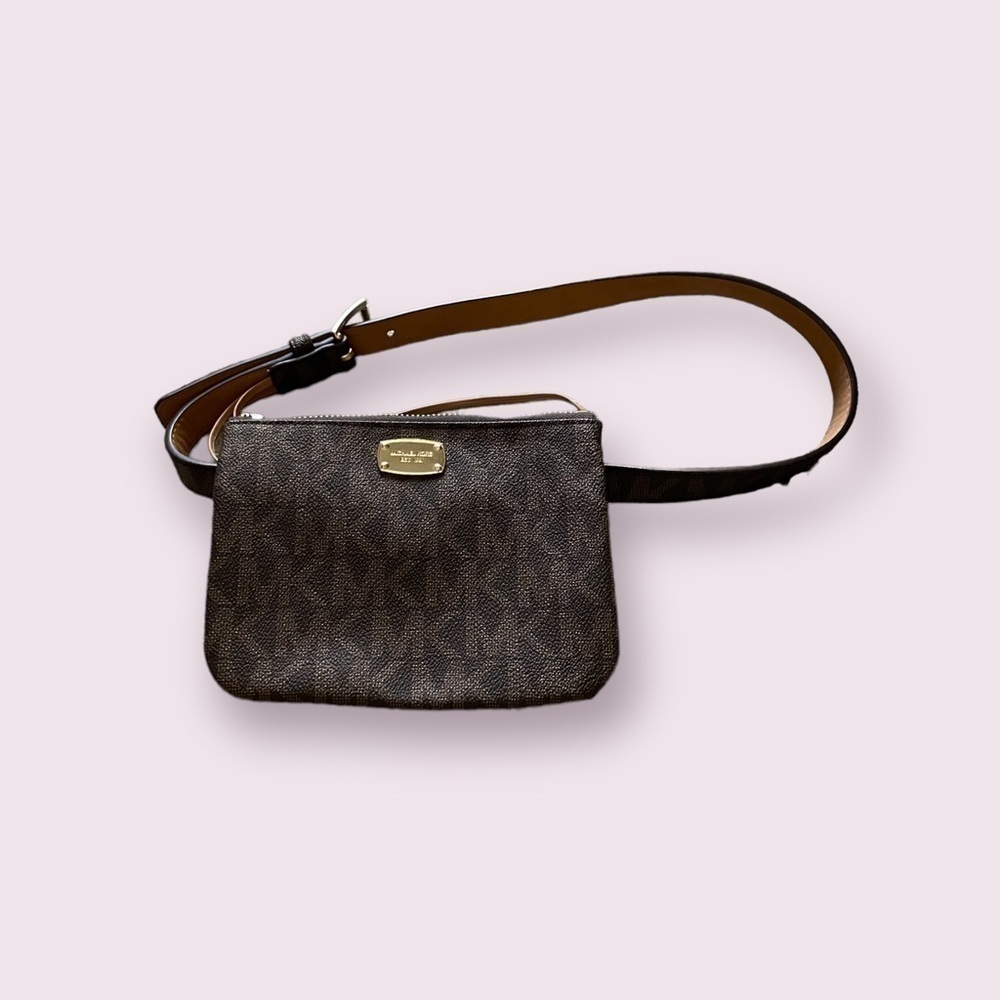 Michael‎ Kors waist pouch with belt